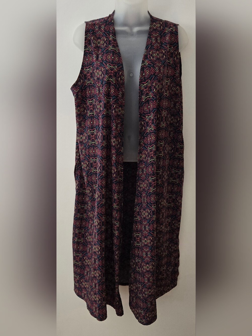 LuLaRoe Joy Duster Vest Sz Medium Vibrant Colors Geometric Print Euc